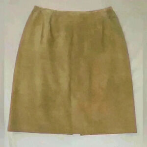 Vintage 90’s Danier Genuine Leather  Pencil Knee Length Career-Wear Skirt in Tan